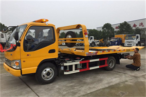 崆峒区哪里有拖车服务